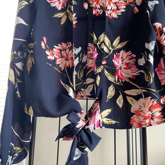 Dynamite Front Tie Blouse - Picture 3 of 4